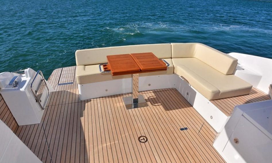 Schaefer Yachts Schaefer 510 GTS , Deck Area