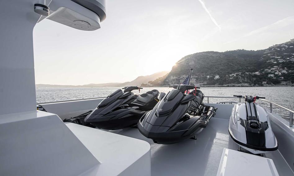Outer Reef 27 Crossover , Fly Deck/Sportdeck