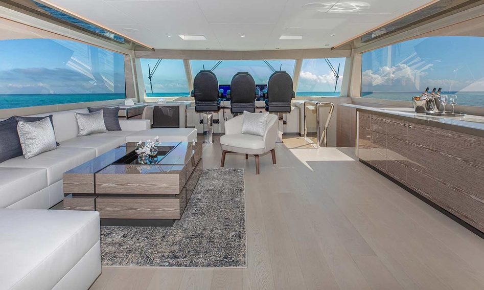 Ocean Alexander 28E, Interior