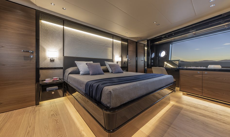 Absolute Navetta 75, Accommodation