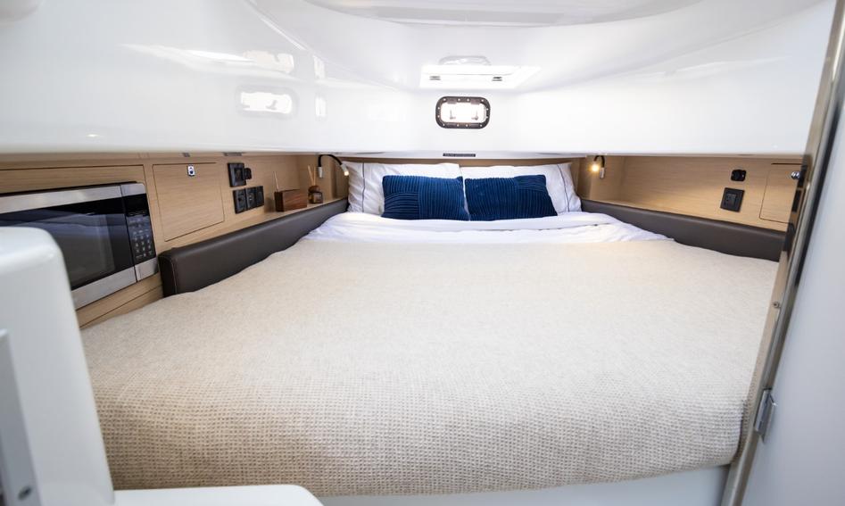 Wellcraft 38 T-Top, Accommodation