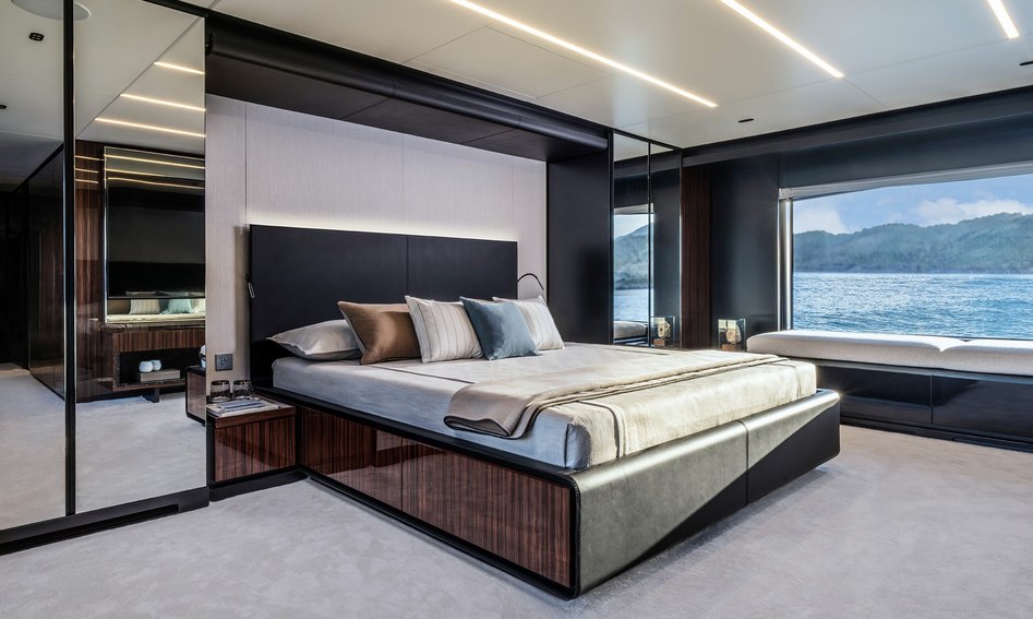 Riva 112 Dolcevita Super, Accommodation