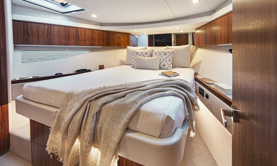 Riviera 46 Sport Motor Yacht, Accommodation