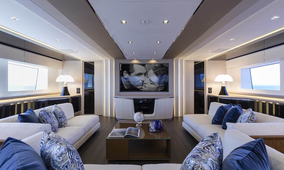 Mangusta Oceano 43, Interior