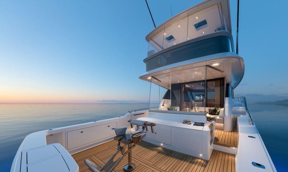 Maritimo M600, Deck Area