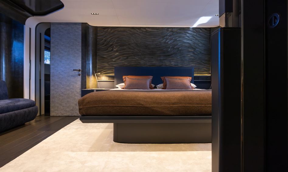 ISA Viper 130, Accommodation