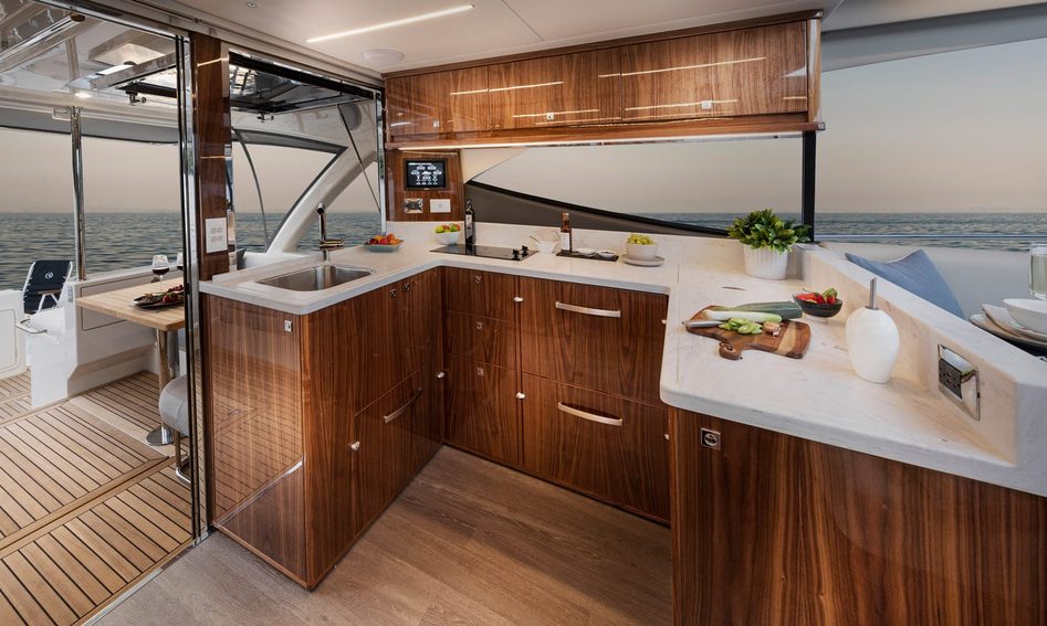 Riviera 50 Sports Motor Yacht, Interior