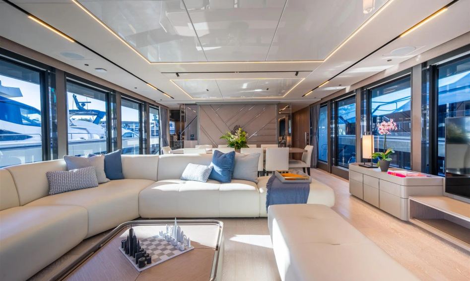 Sunseeker 100 Yacht, Interior