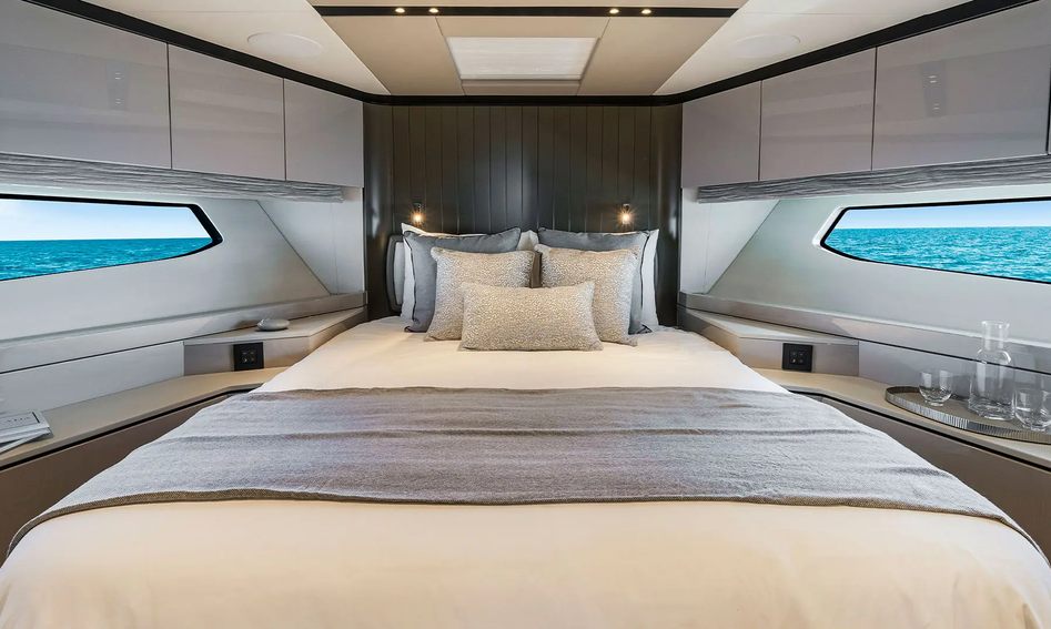 Sunseeker Manhattan 68  Mk2, Accommodation