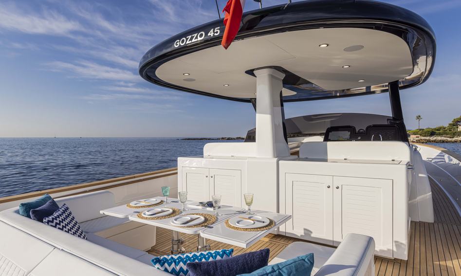 Apreamare Gozzo 45, Deck Area