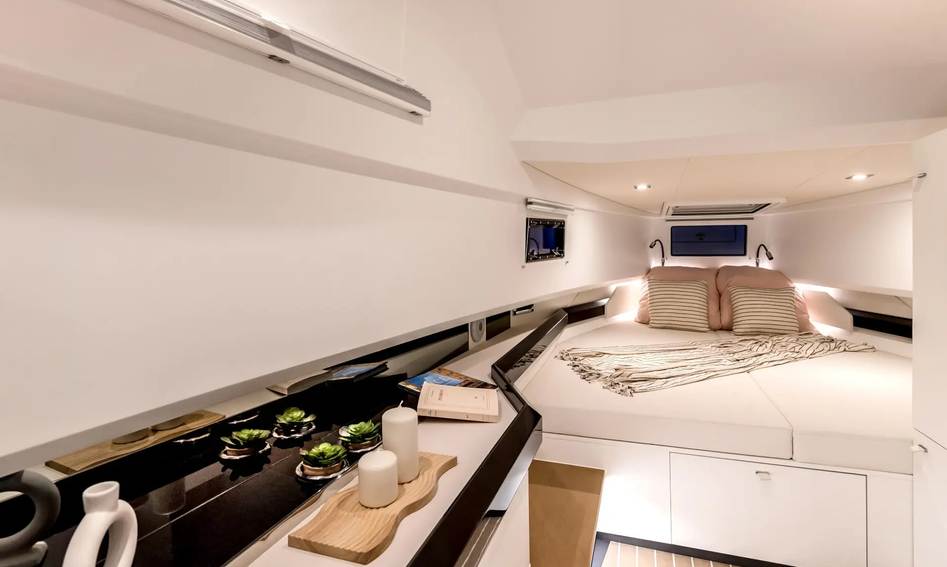 Fjord 39 XL, Interior