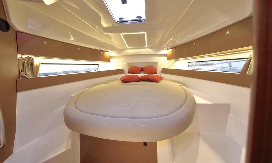 Jeanneau Merry Fisher 895  Mk1, Accommodation