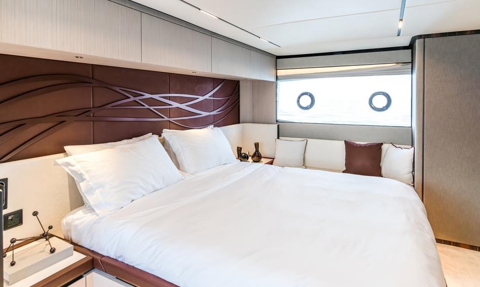 Gulf Craft Majesty 65 , Accommodation