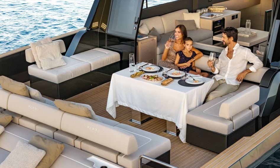 Pardo GT65 , Deck Area