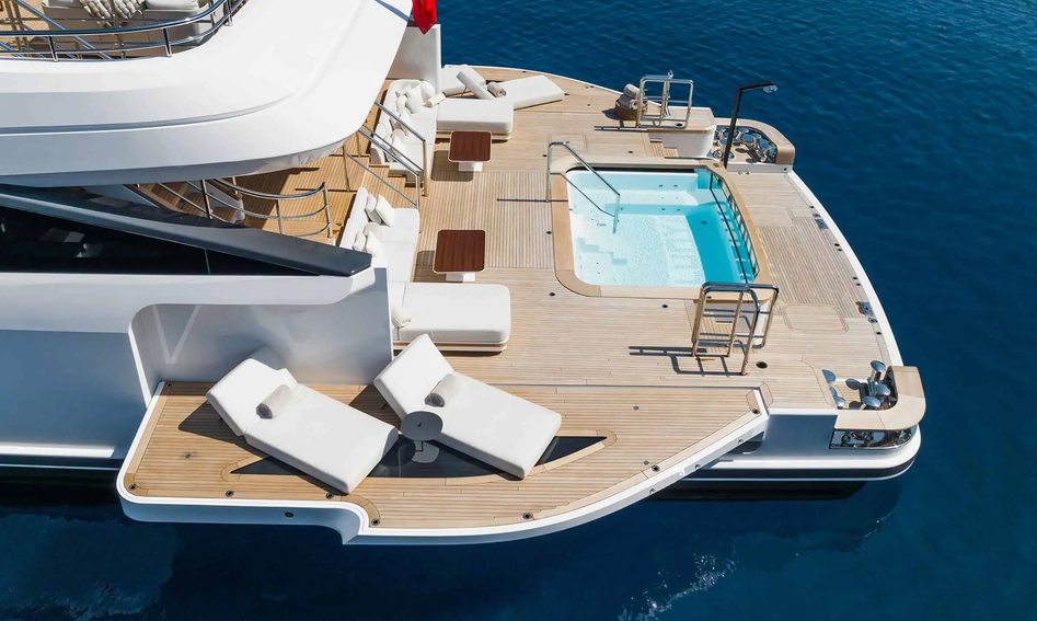 Benetti B.Now 50M Oasis, Beach Club