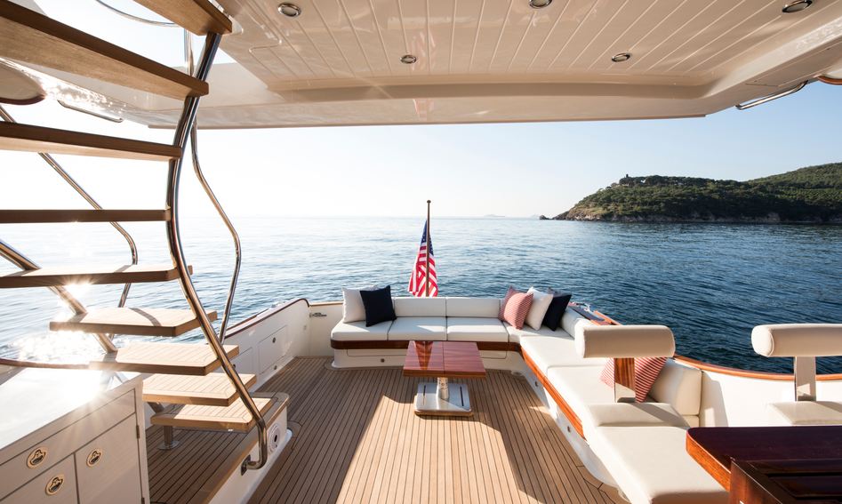 Vicem 65 Classic Mk2, Deck Area