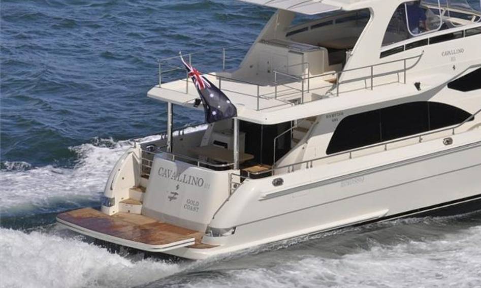 Hampton 700, Fly Deck/Sportdeck