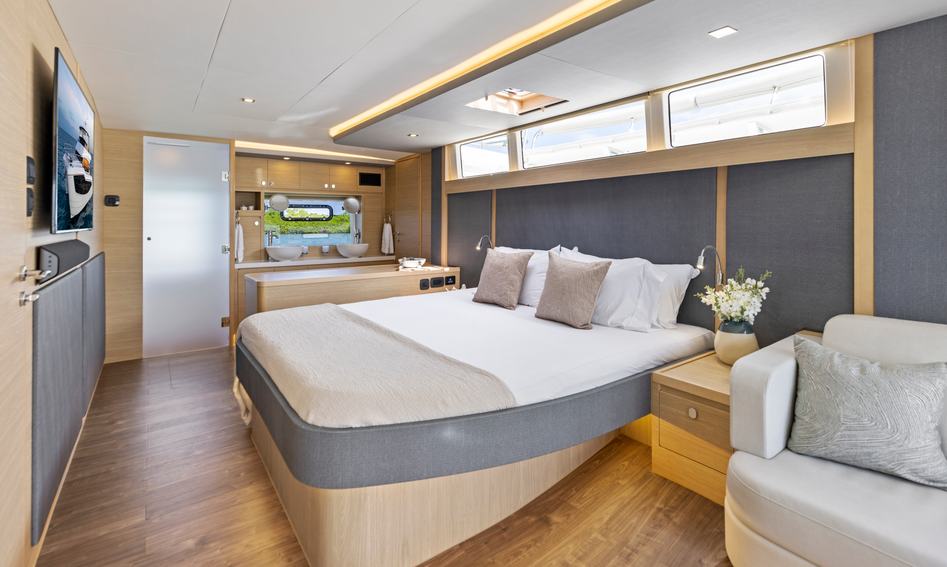 Aquila 50 Yacht , Accommodation