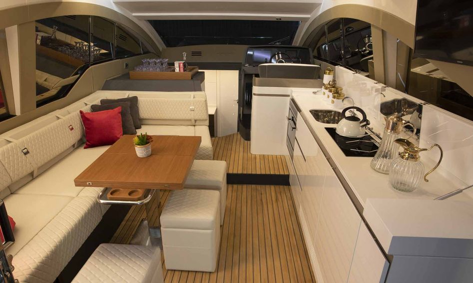 Schaefer Yachts Schaefer 510 GT Pininfarina , Interior