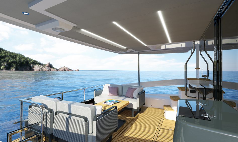 Absolute Navetta 53 , Deck Area