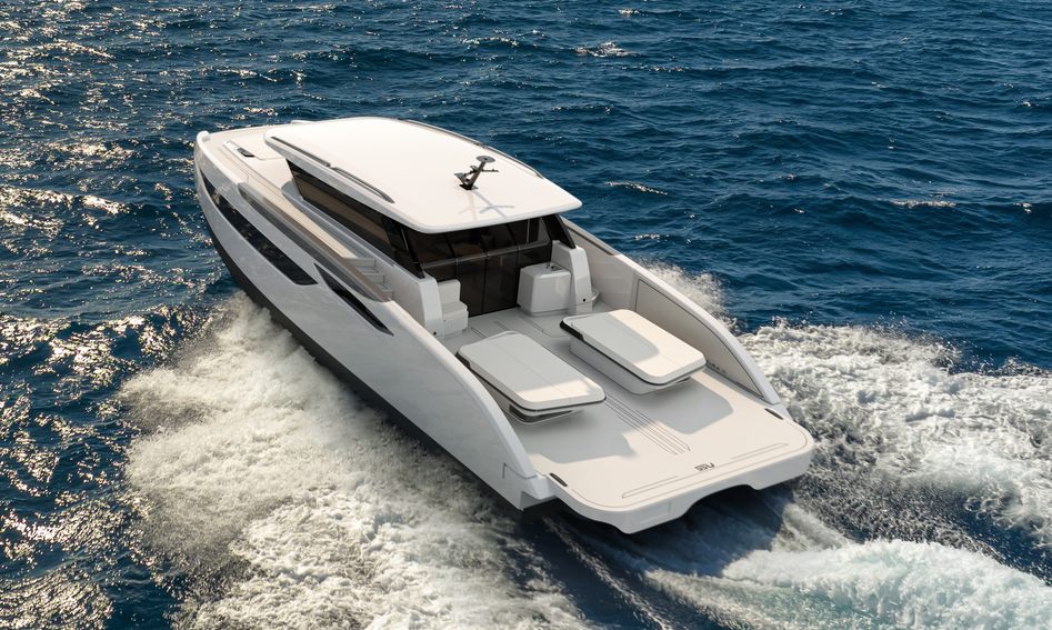 Sunreef Ultima 55, Deck Area