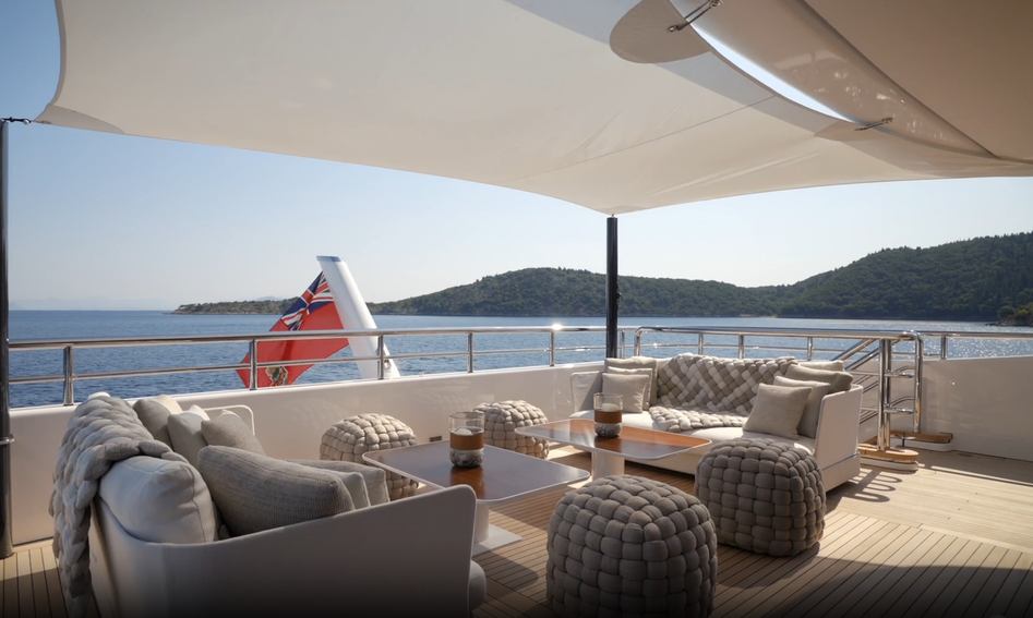 Benetti B.Now 50M Oasis, Deck Area