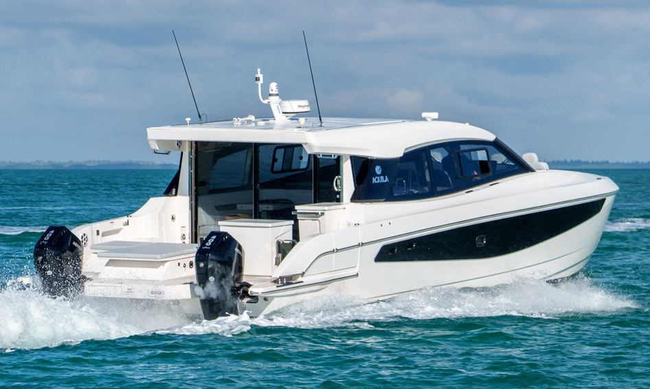 Aquila 42 Coupé, Deck Area