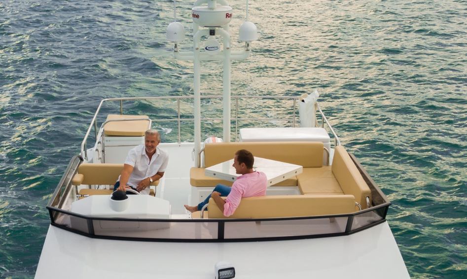 Sundeck 620, Fly Deck/Sportdeck