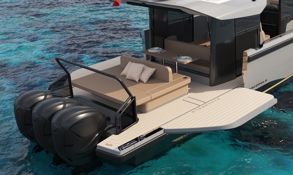 Marcopolo Adventure MP12 , Deck Area