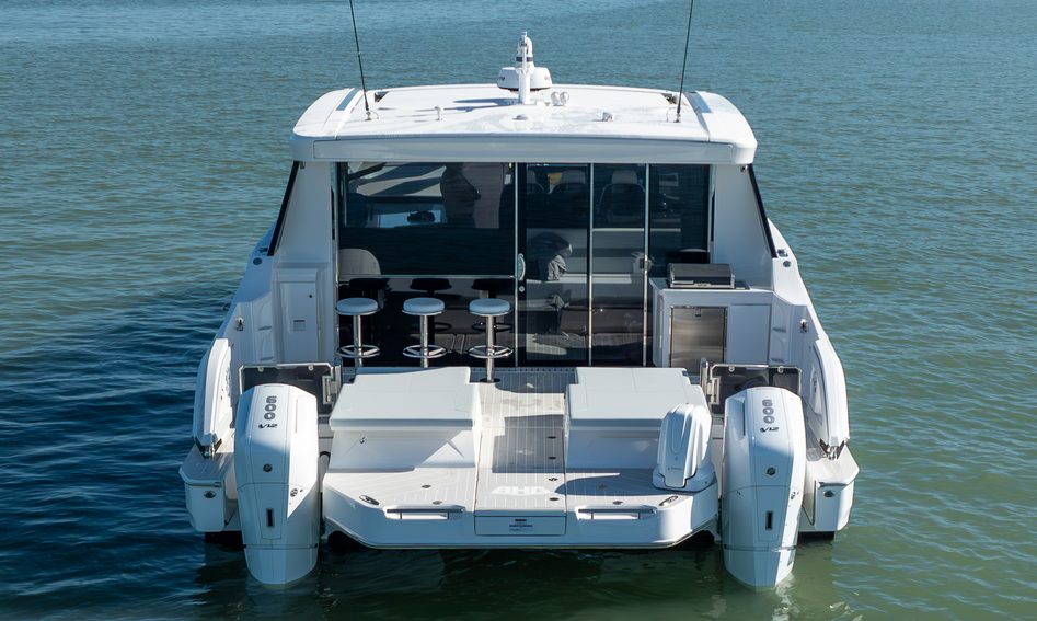 Aquila 46 Coupé, Deck Area