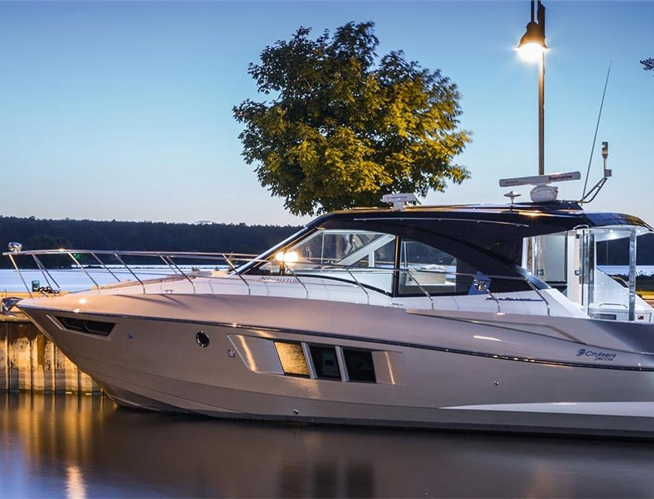 Cruisers 45 Cantius Yacht (2013 - 2019)
