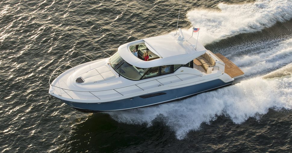                                             Tiara Yachts   C44 
                                        