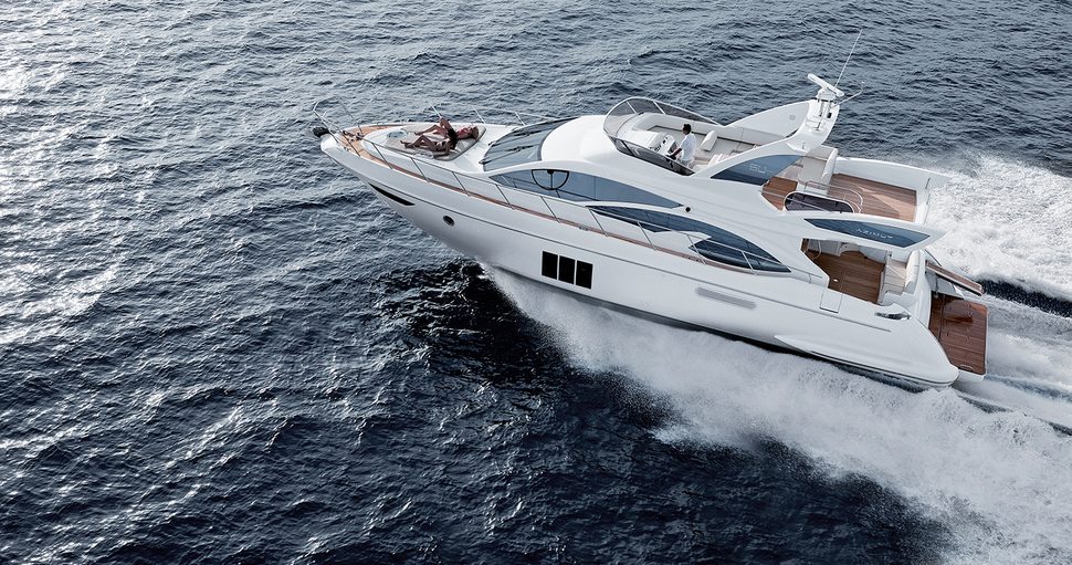                                             Azimut   Azimut 60
                                        