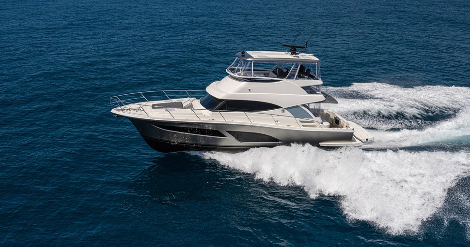                                             Riviera   46 Sport Motor Yacht
                                        