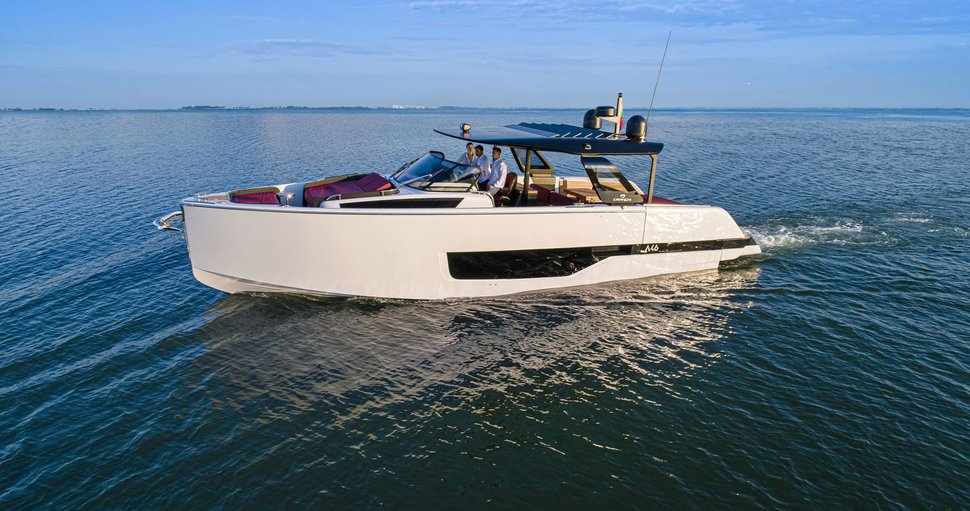                                         Cranchi   A46 Luxury Tender
                                    