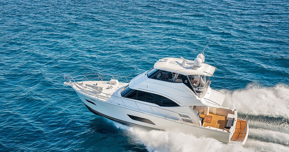                                             Riviera   52 Enclosed Flybridge
                                        