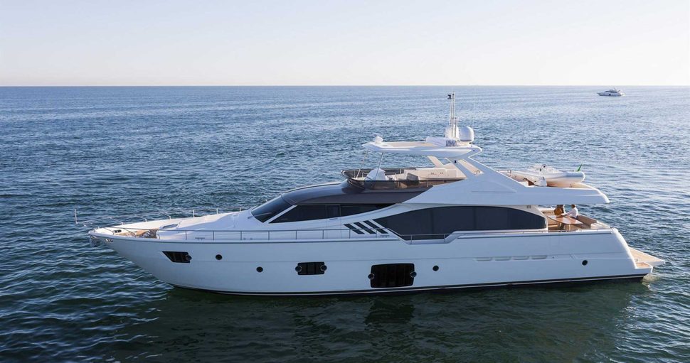                                     Ferretti Yachts   Ferretti 870
                                