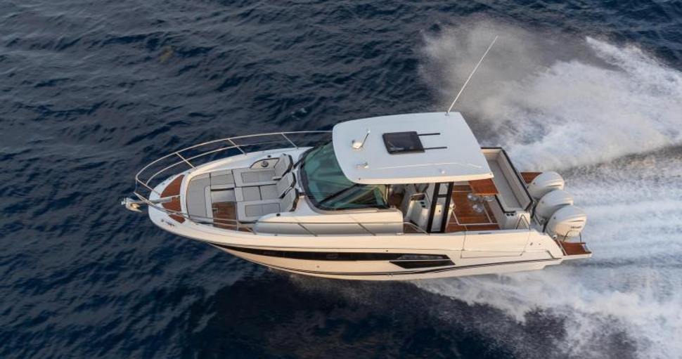                                         Jeanneau &nbsp; Cap Camarat 12.5 WA
                                    
