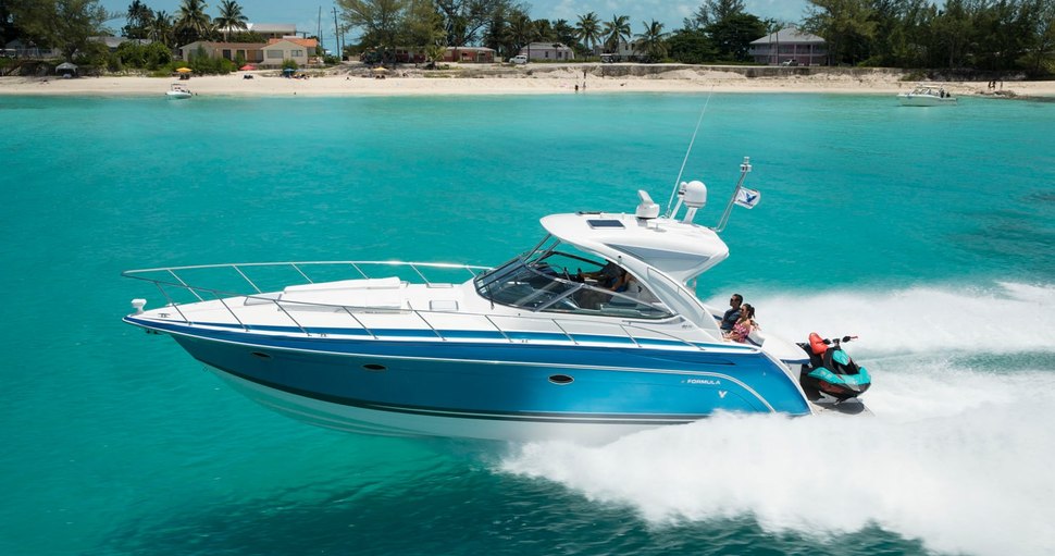                                             Formula Boats   40 Performance Cruiser
                                        