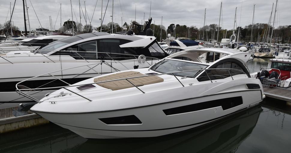 Sunseeker Portofino 40 Virtual Tour