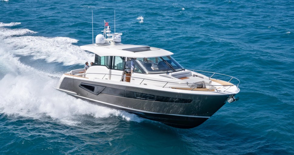                                             Tiara Yachts   EX54
                                        