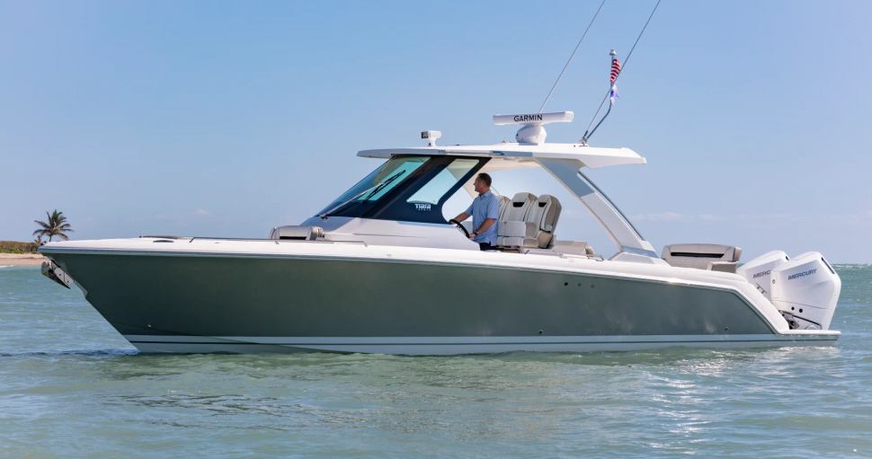                                         Tiara Yachts   34 LS
                                    