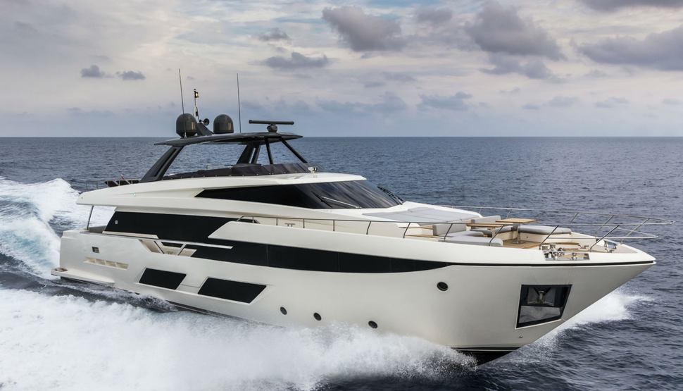                                             Ferretti Yachts   Ferretti 920 
                                        