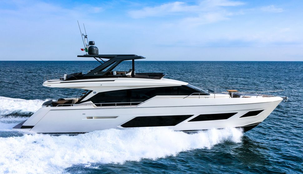                                         Ferretti Yachts   Ferretti 720
                                    