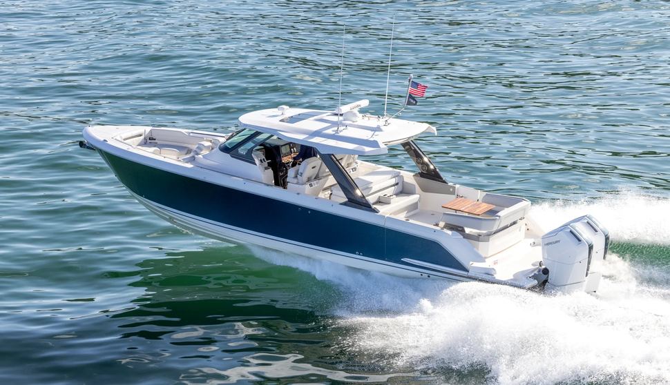                                         Tiara Yachts   43 LS
                                    