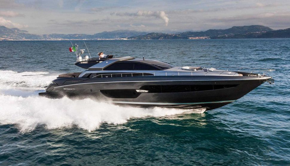                                         Riva   88' Domino Super
                                    