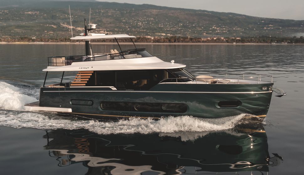                                         Azimut   Magellano 60
                                    