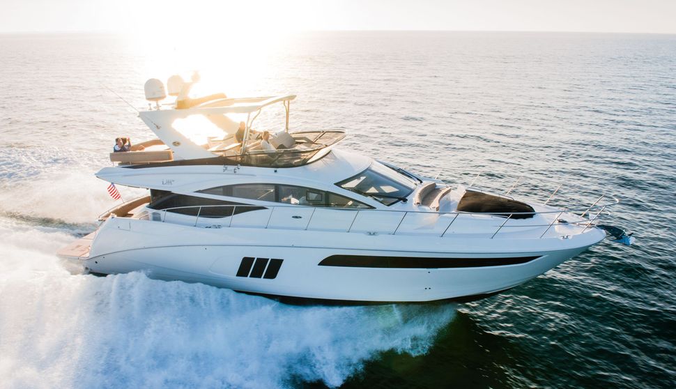                                             Sea Ray   L590 FLY
                                        