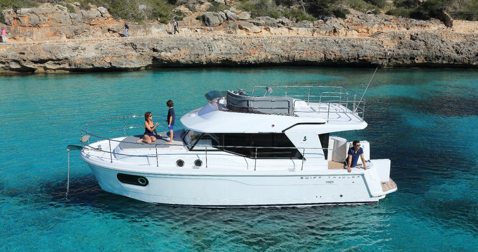                                             Beneteau Yachts   Swift Trawler 30
                                        