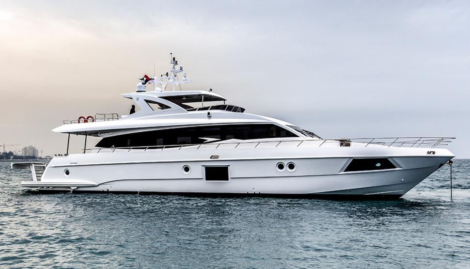                                             Gulf Craft   Majesty 90
                                        